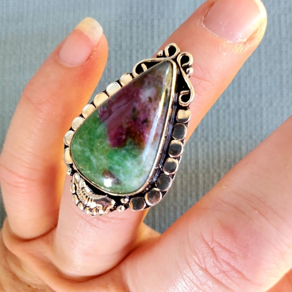 New Ruby in Zoisite 925 Silver Ring. - Picture 8 of 9